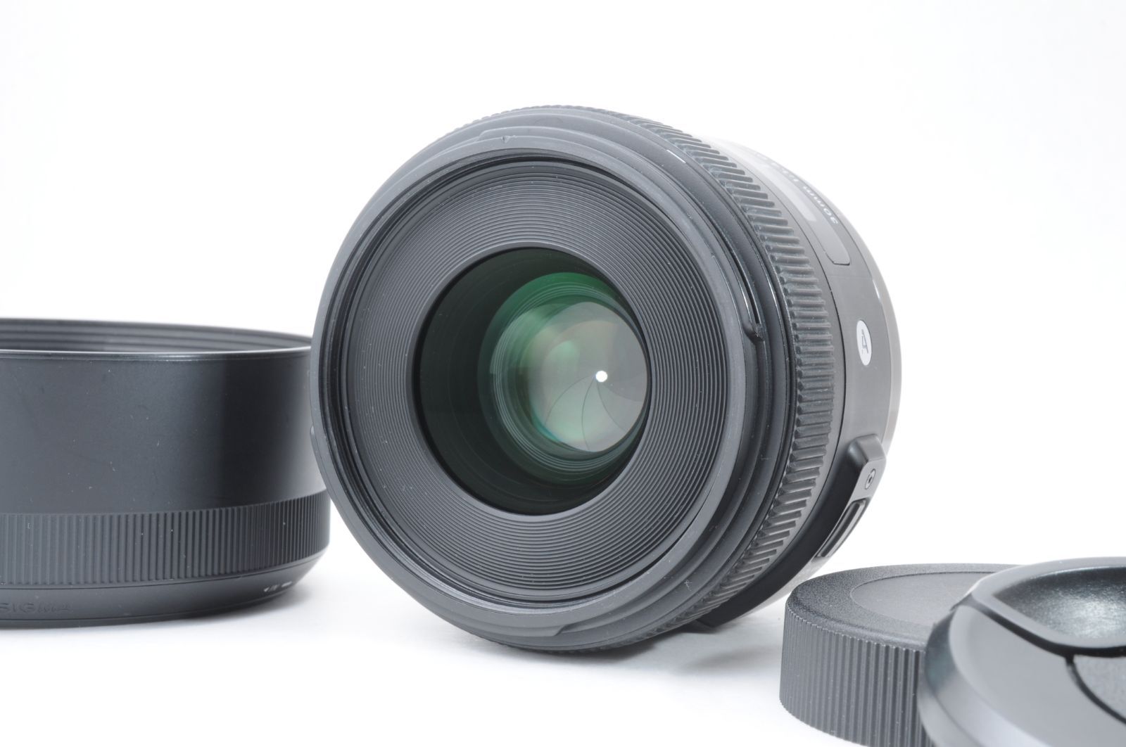■良品■ SIGMA(シグマ) 30mm F1.4 DC Art 単焦点レンズ