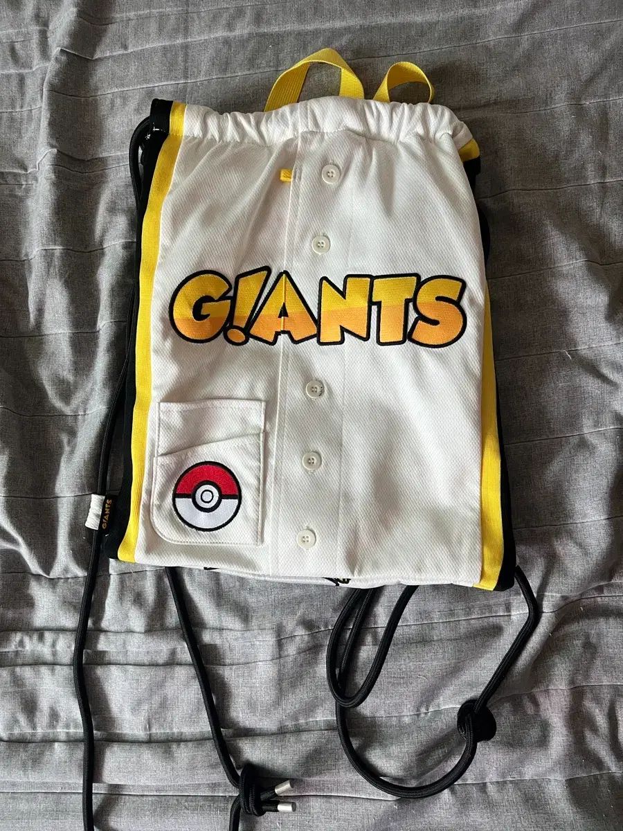 ロッテ ジァイアンツ ピカチュウ セット