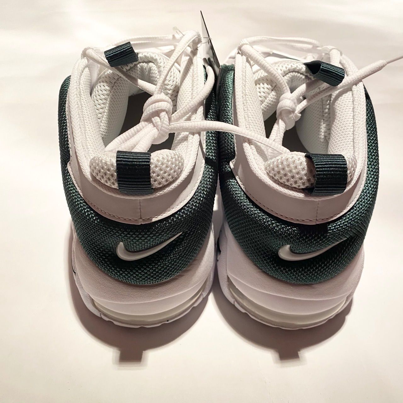 ナイキ エア モア アップテンポ ロー NIKE AIR MORE UPTEMPO LOW 