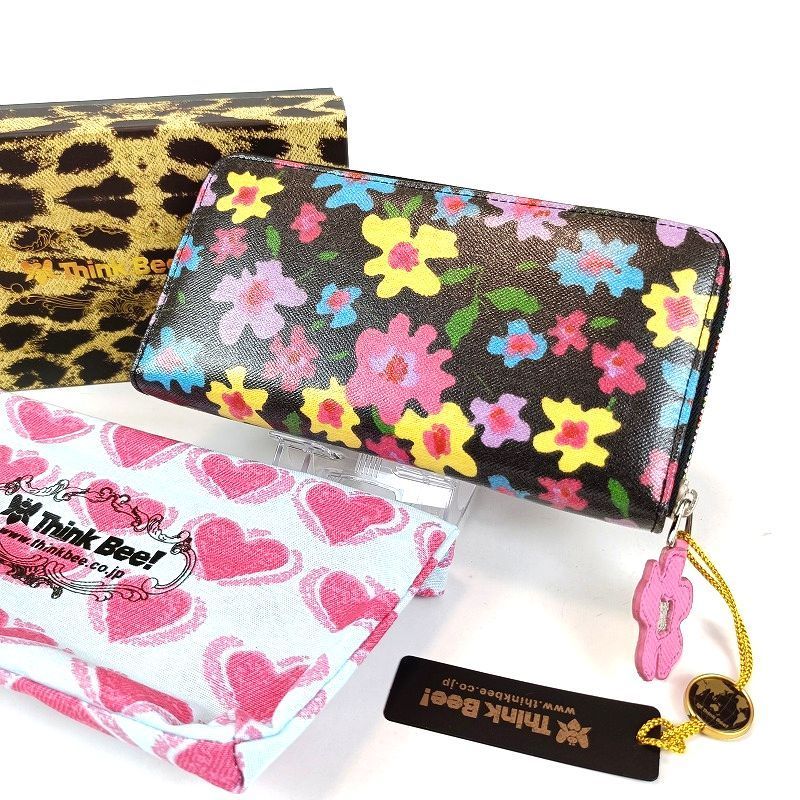 未使用 Think bee! シンクビー ラウンドファスナー 長財布 花柄 チャーム ブラック系 黒 美品 レディース 箱 保存袋 内側ハート 派手 人気 お洒落 大容量