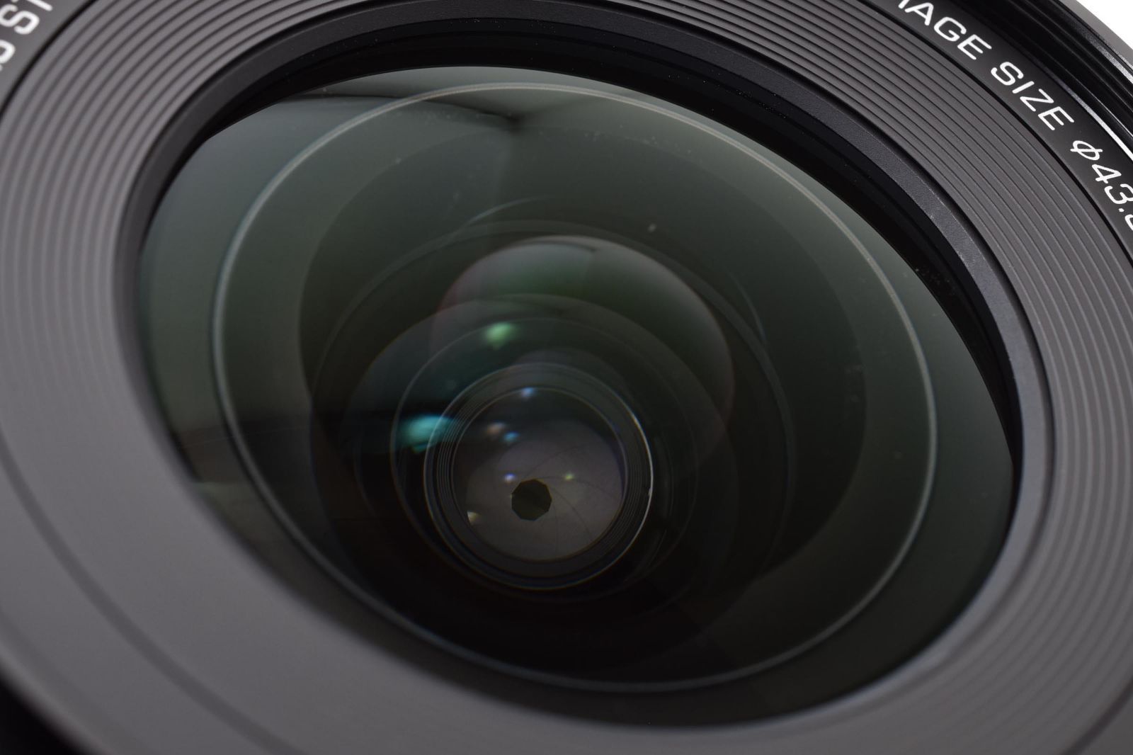 【返品保証】★新品級★ビルトロックス VILTROX AF 16mm F1.8 STM ASPH ED IF（ソニーE用/フルサイズ対応） ブラック★ L649#8096