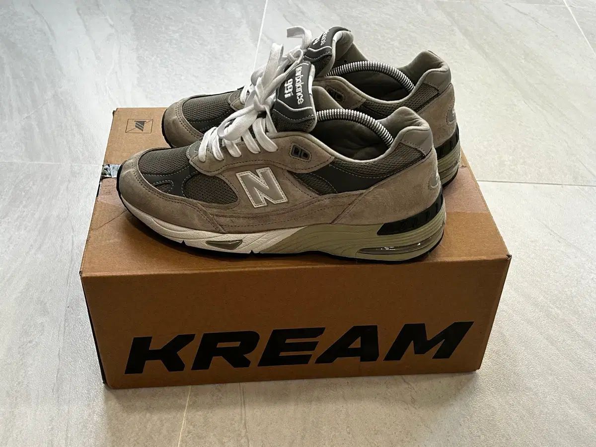(クリーム正規品) ニューバランス 991 メイド IN UK グレー (M991GL) -