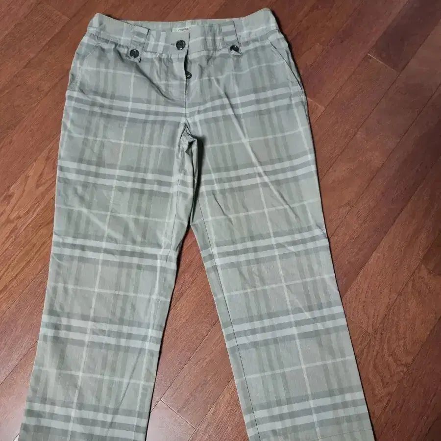 バーバリー BURBERRY チェック CHECK クロップドパンツ パンツ 9分丈 春 夏