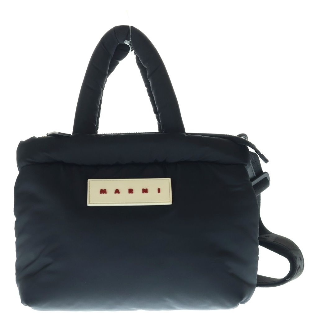 MARNI (マルニ) Puff E/W ラバーロゴパッチ 2WAY ナイロンパデッド パフトート ハンドバッグ ショルダーバッグ ブラック BMMP0131U2 P8068