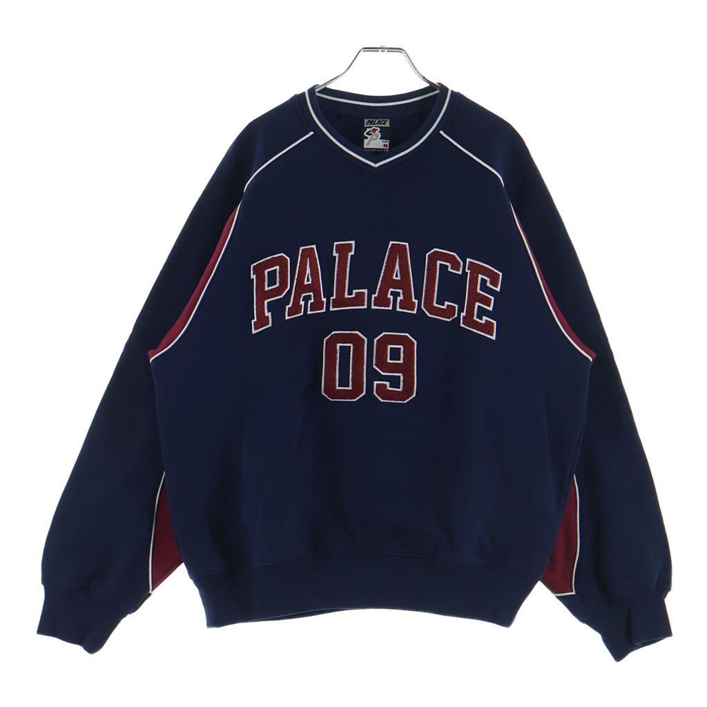 Palace Skateboards (パレススケートボーズ) 25AW PALACE 09 CREW フロントロゴワッペン刺繍 Vネックスウェットトレーナー ネイビー/レッド