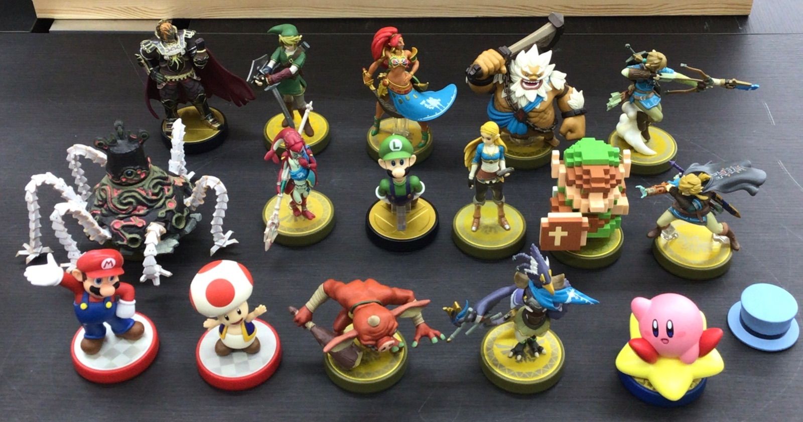 【中古・現状品】amiibo（アミーボ）　１６体　動作未確認　K-174