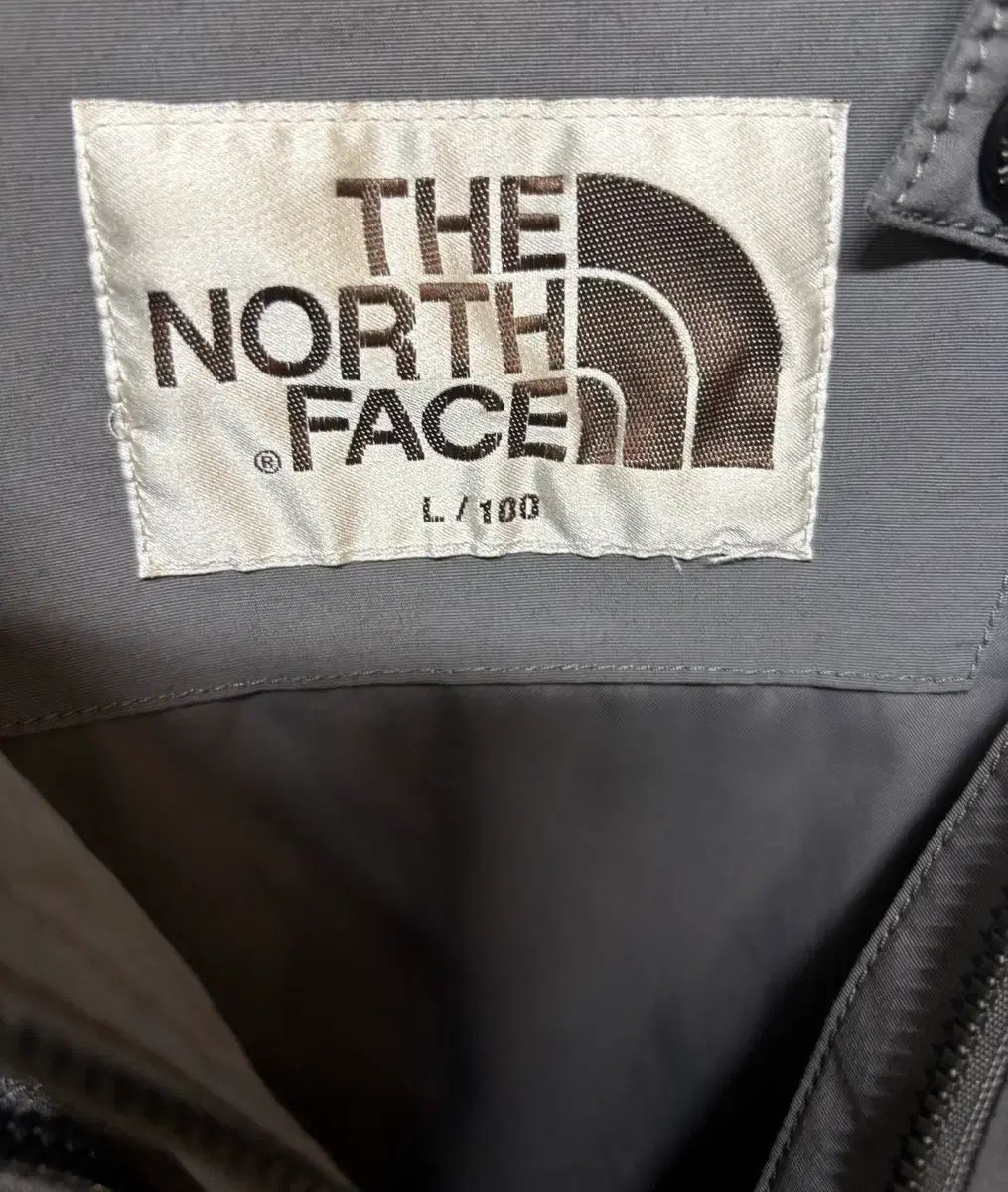 THE NORTH FACE ザノースフェイス ユーティリティ ポケット ウィンドブレーカー L