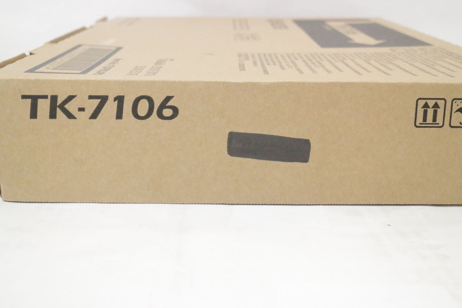 未使用 京セラ 純正 トナー TK-7106 KYOCERA　ITNEUMYVR8A5-D-F07.5-byebye