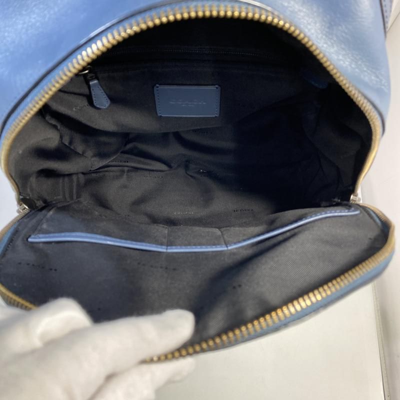 【中古】COACH シグネチャー エンボスバックパック ブルー L1880-680901 コーチ[24]