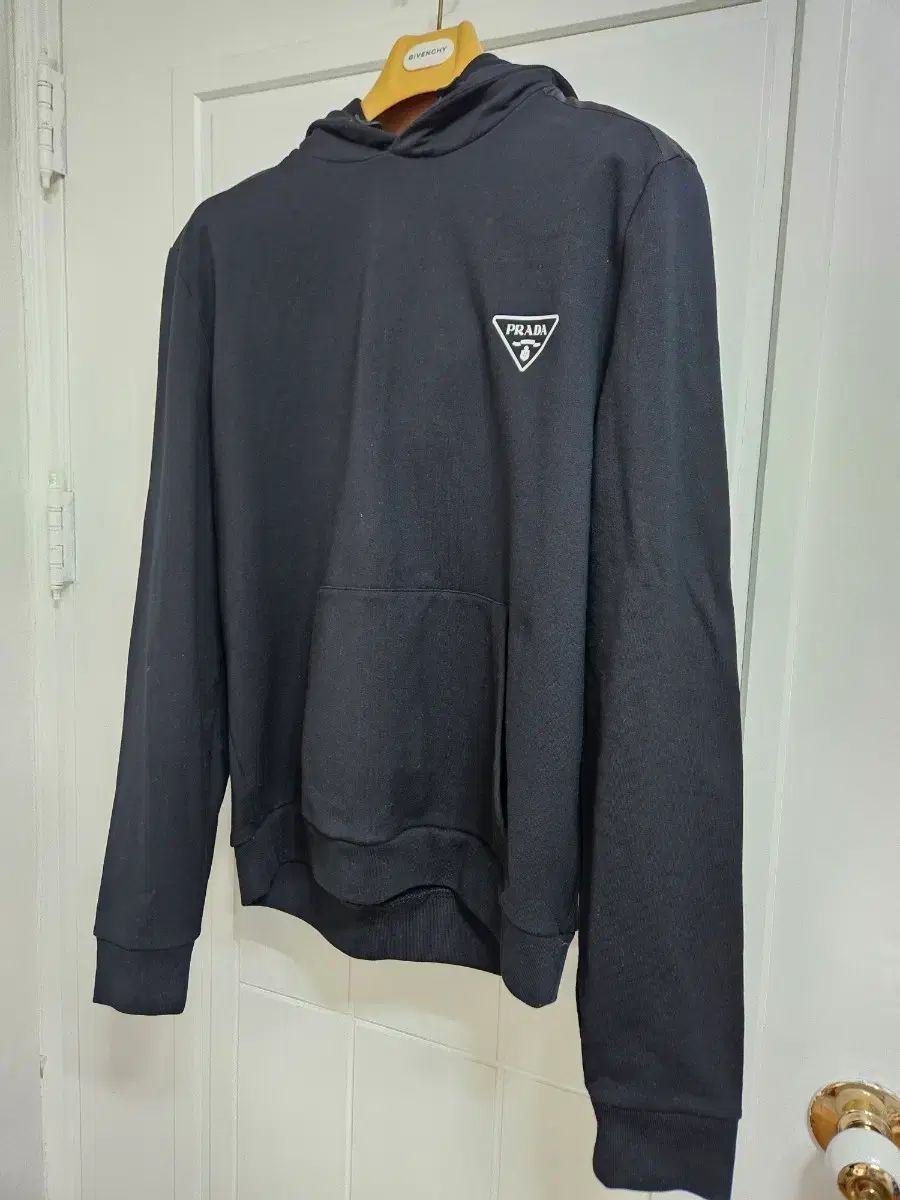 プラダ フードTシャツ XL