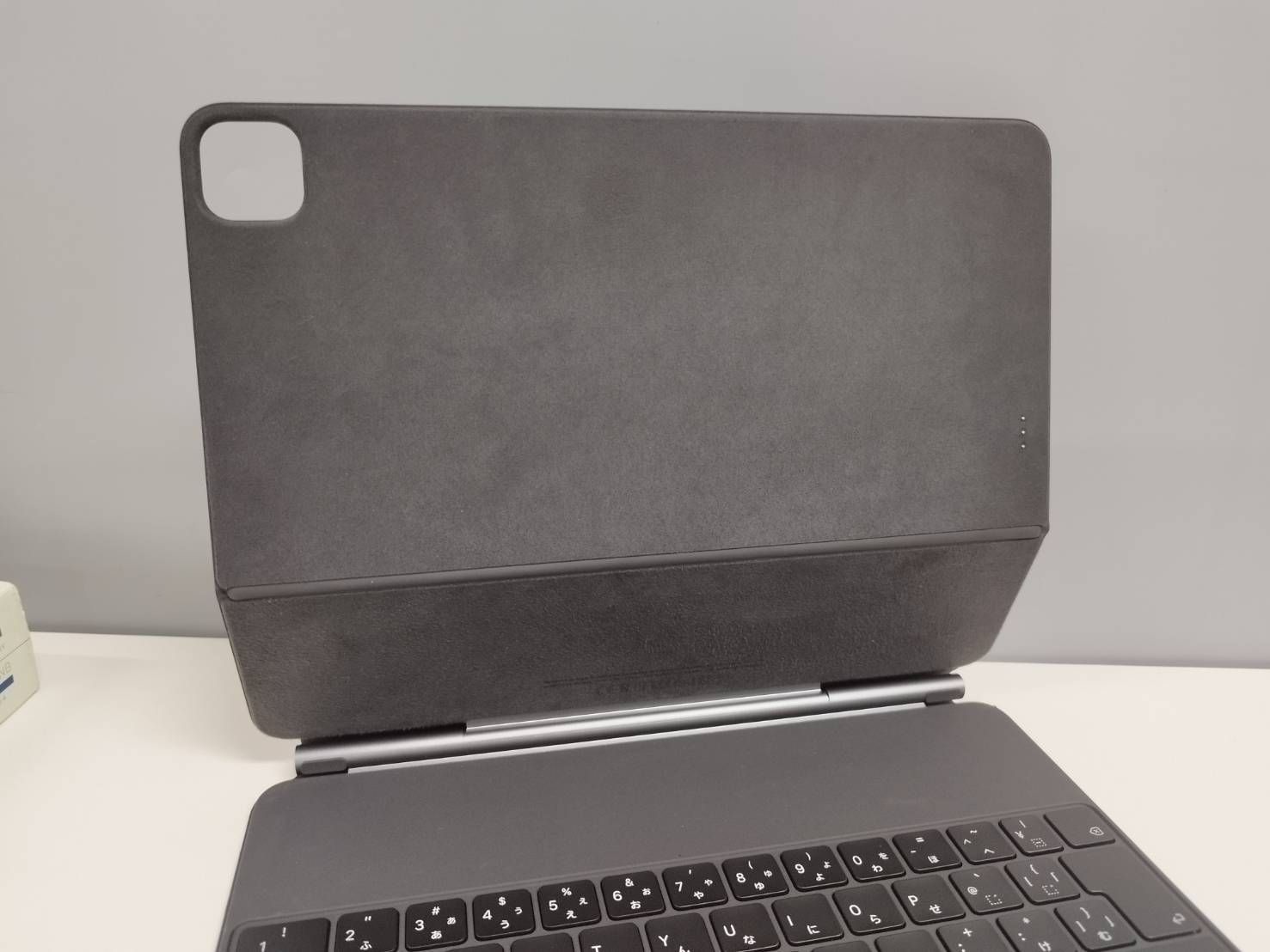 iPad Magic Keyboard 12.9インチ A2480 ブラック- メルカリ
