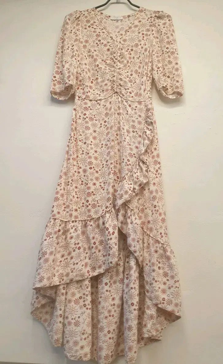 SANDRO PARIS フローラルシャーリング ロング丈ワンピース