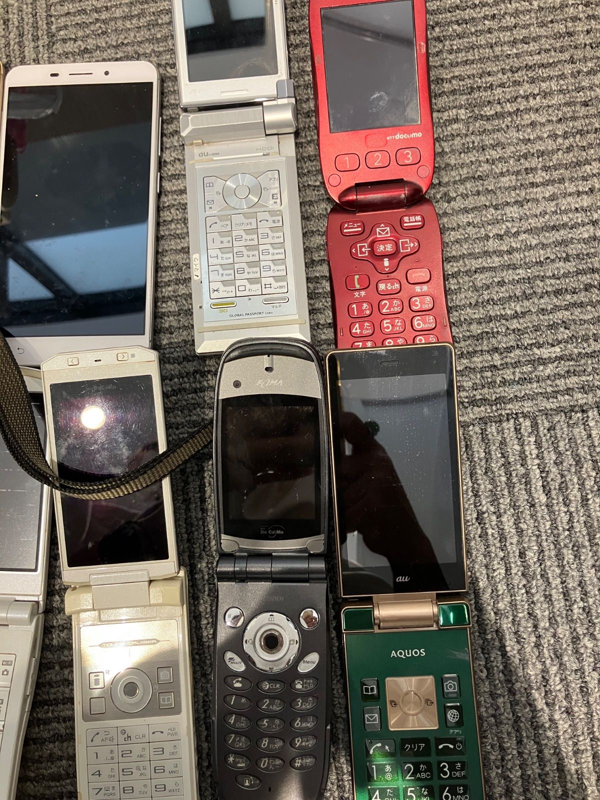 スマホ 携帯電話 14台まとめ ジャンク品部品取り用-ネット用語、