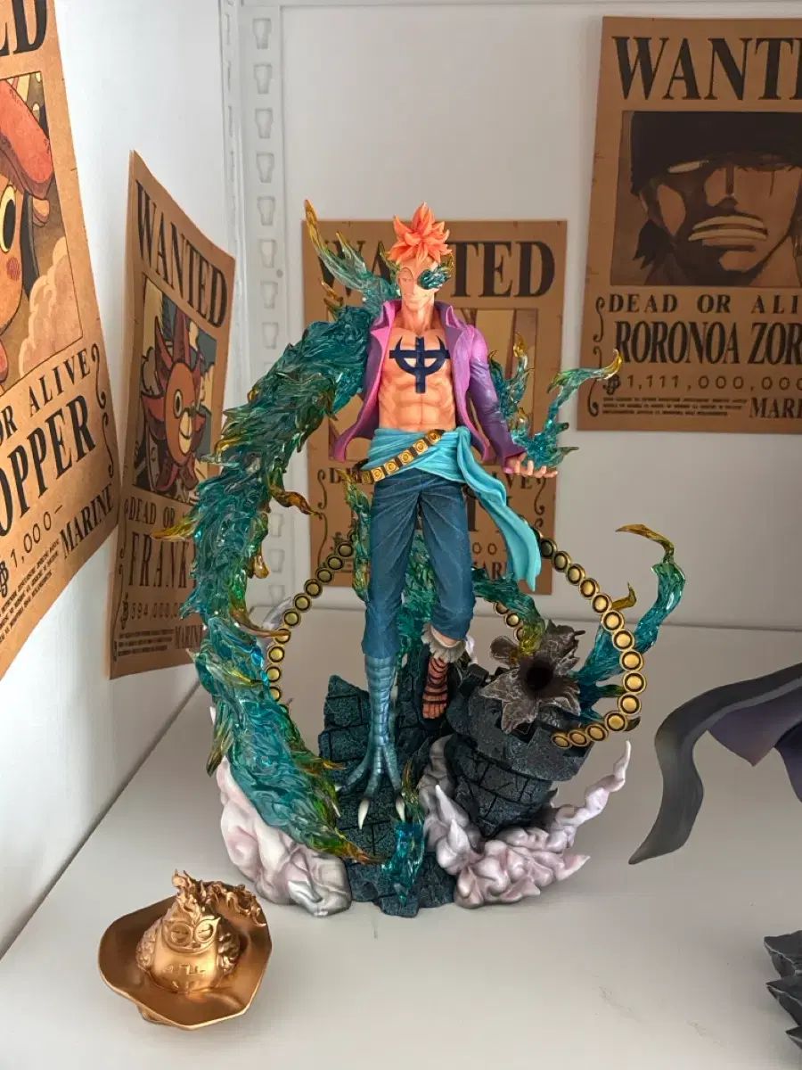ONE PIECE Lxマルコ レジン フィギュア