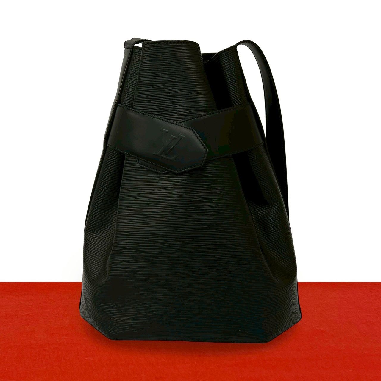 ⭐美品⭐　ルイヴィトン 　正規品　　 サックデポールGM エピ レザーブラック 極 美品 LOUIS VUITTON ルイヴィトン ヴィンテージ サックデポール GM