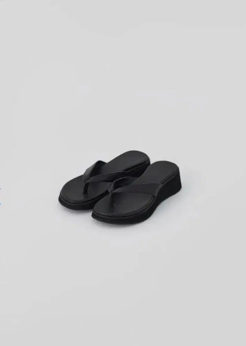 タナット フラットフォーム ビーチサンダル T/T Platform flip-flops (black