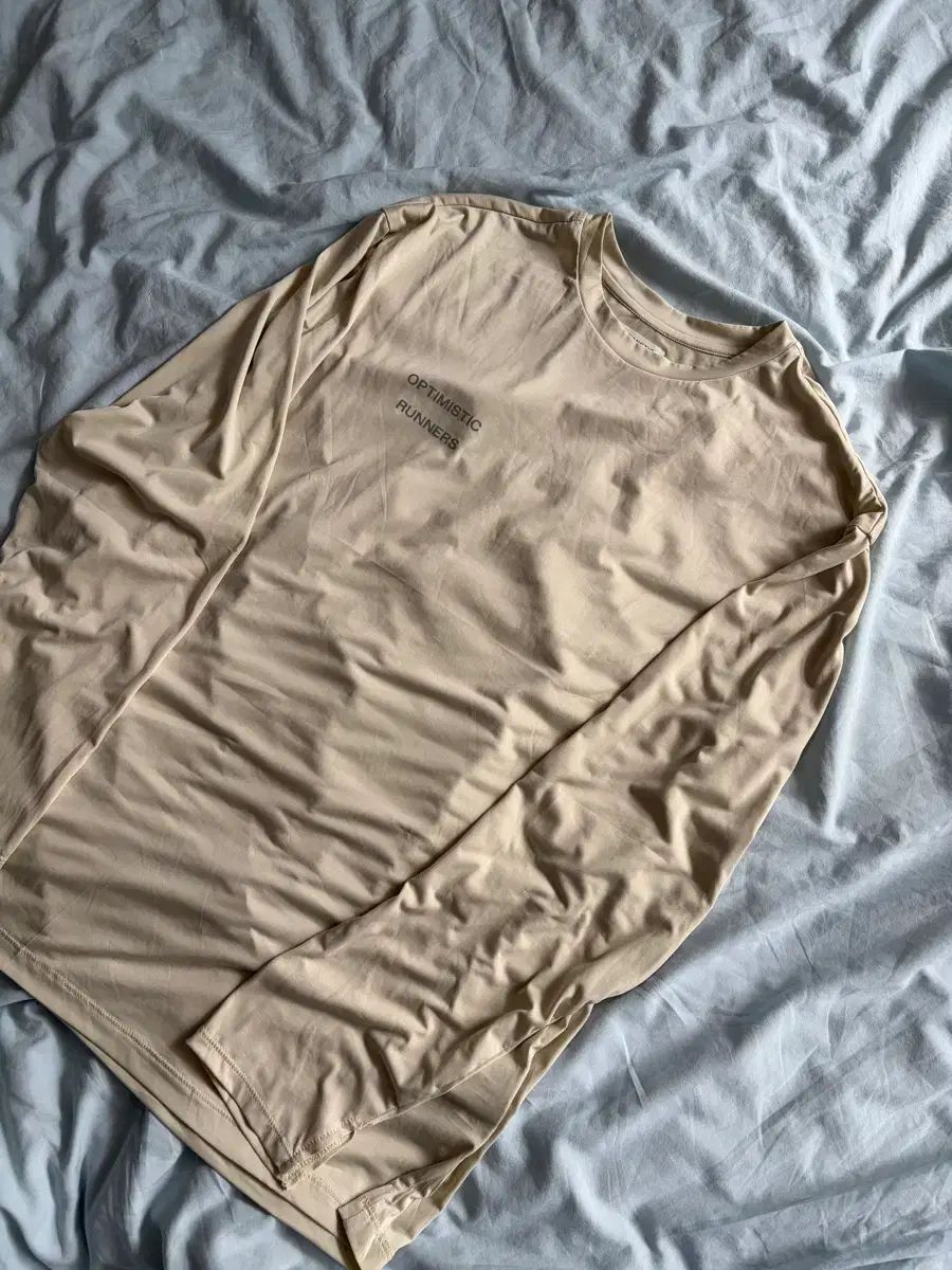 オプティミスティック ランナーズ 長袖 Tシャツ