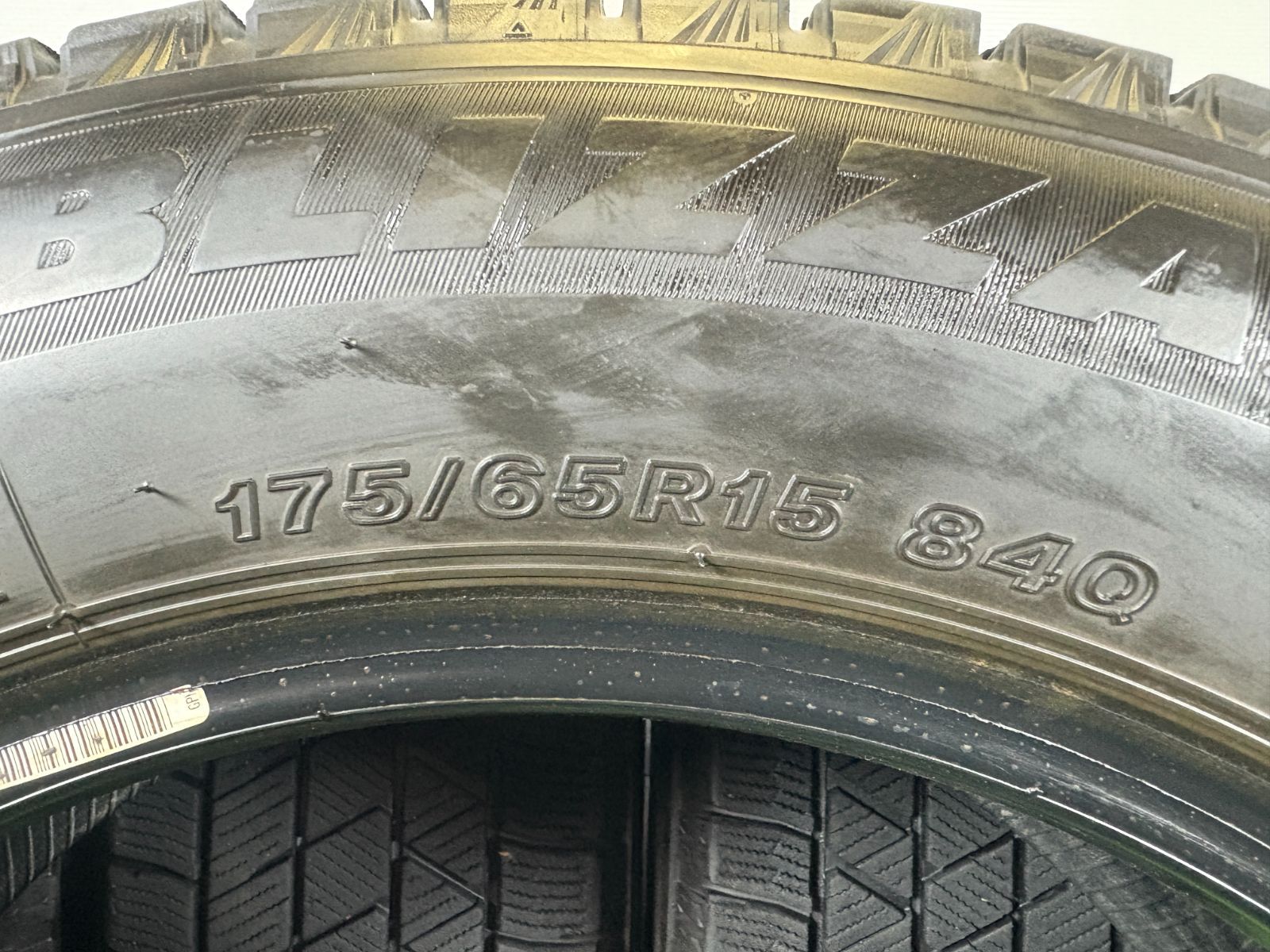 送料無料☆175/65R15 ブリヂストン VRX3 2022年製 4本 冬スタッドレス