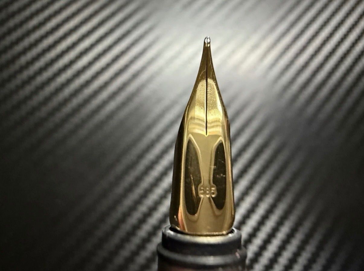 美品 モンブラン エボナイト芯 ノブレス 14K F 細字 万年筆 美品 モンブラン エボナイト芯 ノブレス 14K F 細字 万年筆 - メルカリ