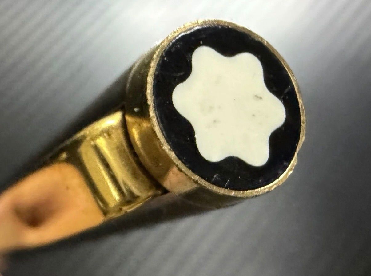 美品 モンブラン エボナイト芯 ノブレス 14K F 細字 万年筆 美品 モンブラン エボナイト芯 ノブレス 14K F 細字 万年筆 - メルカリ