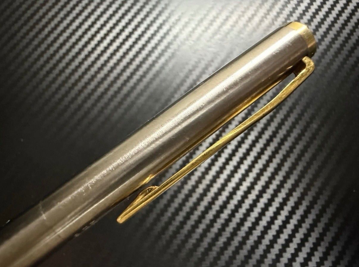 送料無料】美品 モンブラン エボナイト芯 ノブレス 14K F 細字 万年筆