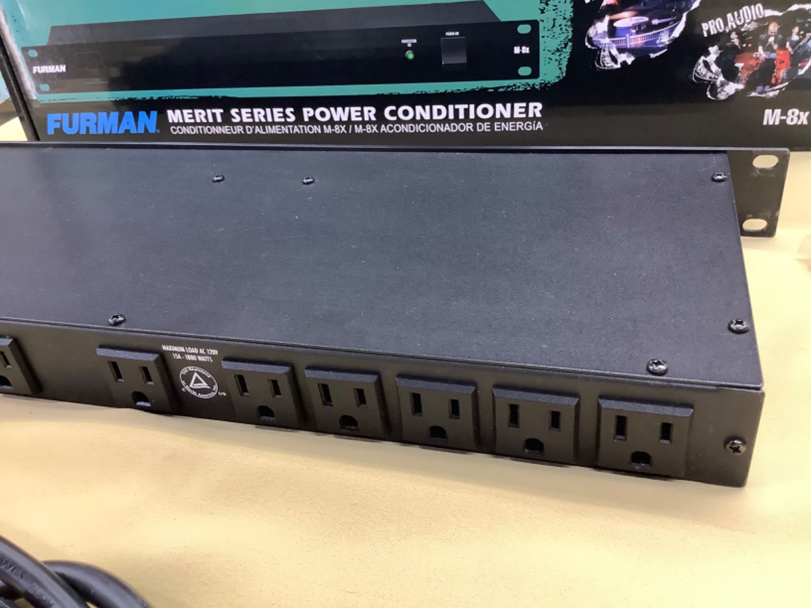 信用第一、品質第一】FURMAN パワーコンディショナー M-8X