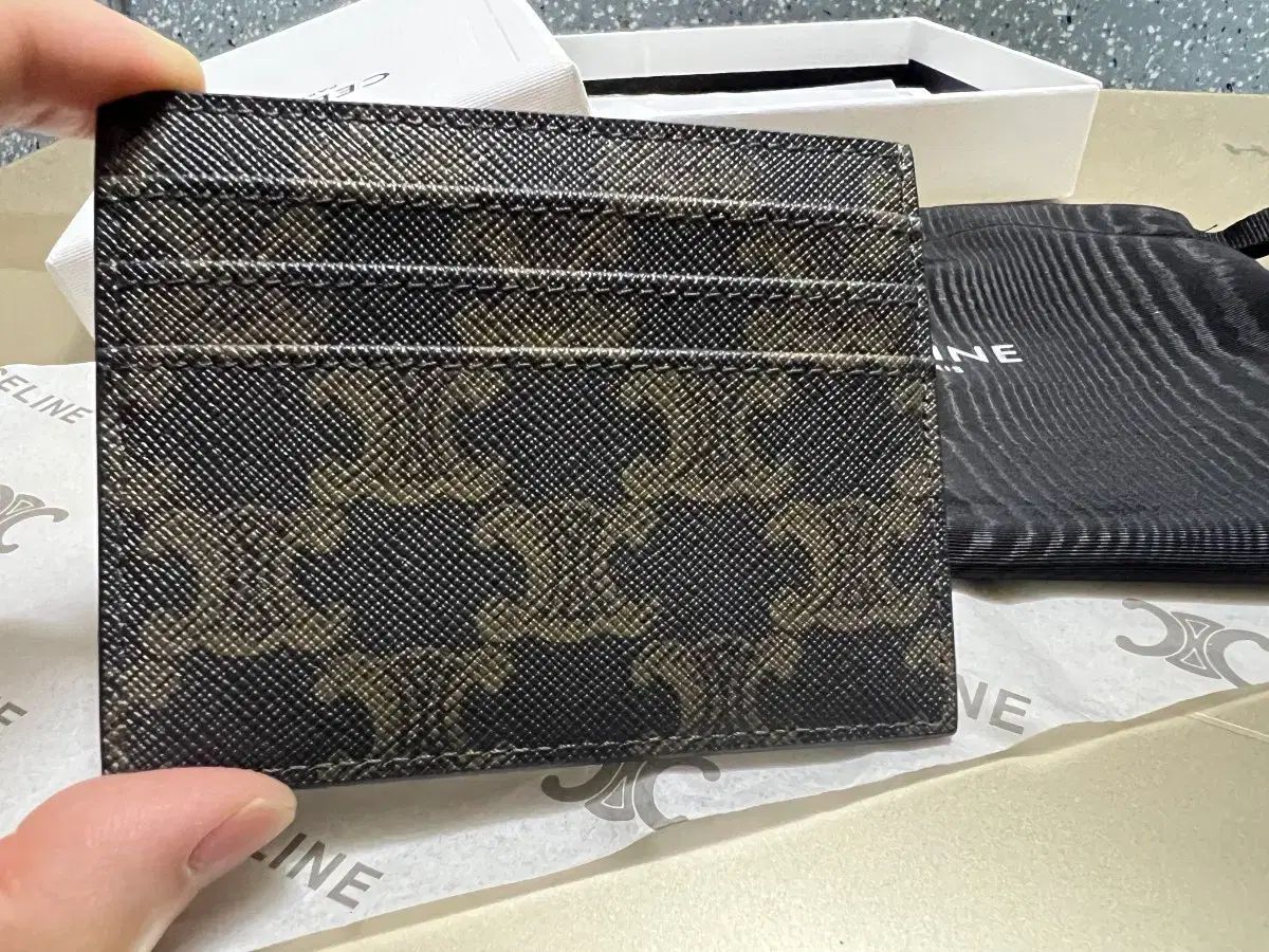 celine 名刺入れ コンパクト セリーヌ カードケース コンパクト カード