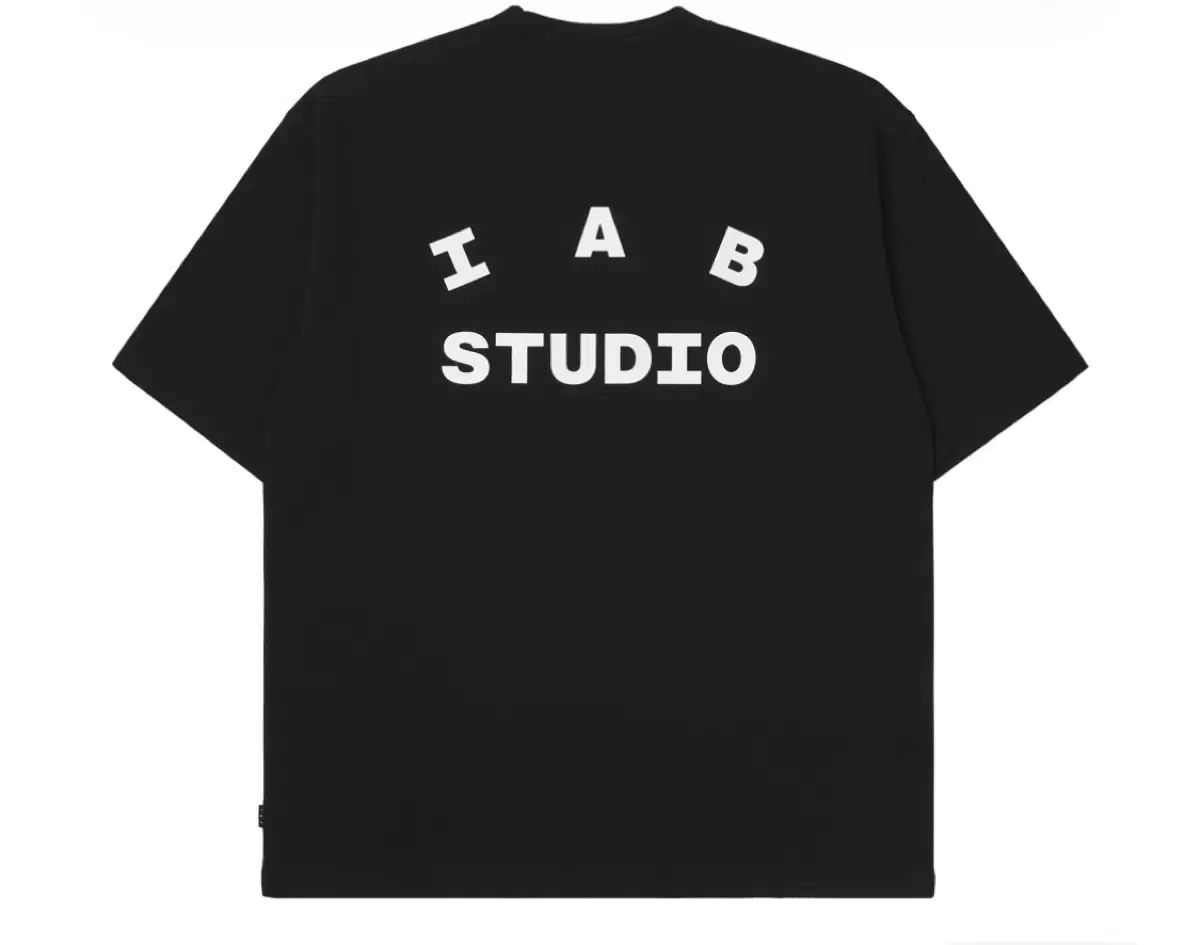 S/L/XXL IAB Studio Tシャツ ブラック 25SS