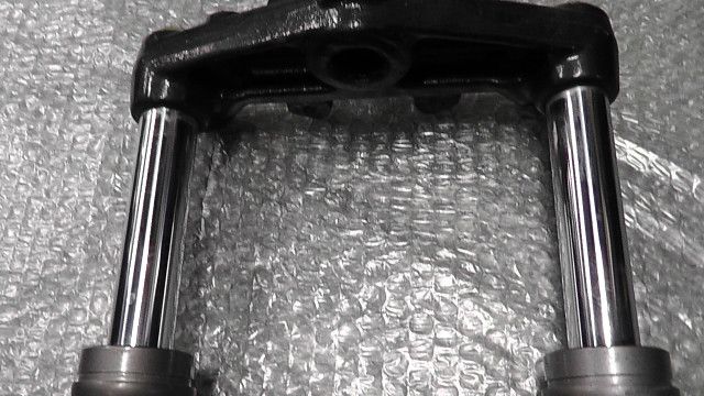 グランドアクシス100　SB06J　の　フロントフォークセット:#1780456102