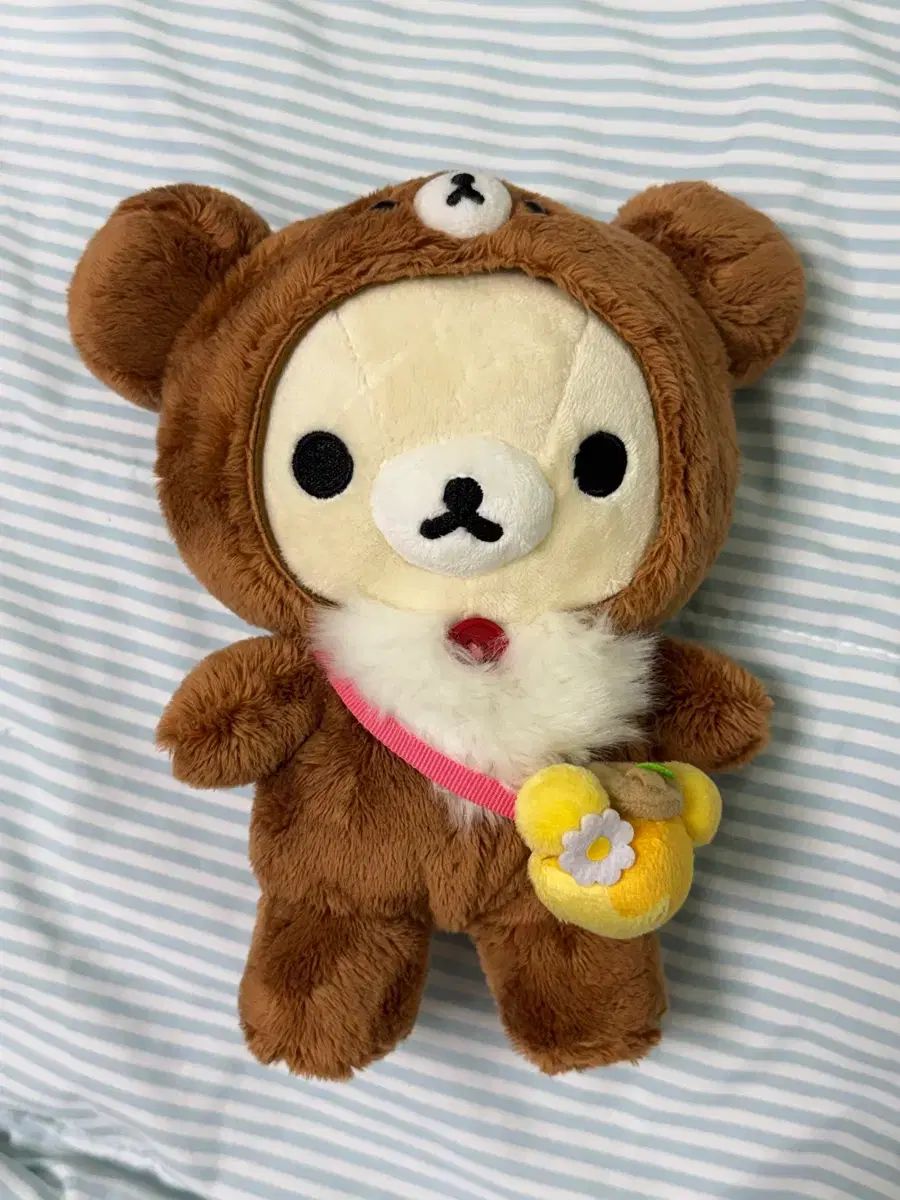 古典) 茶色いコグマ服を着たコリラックマ