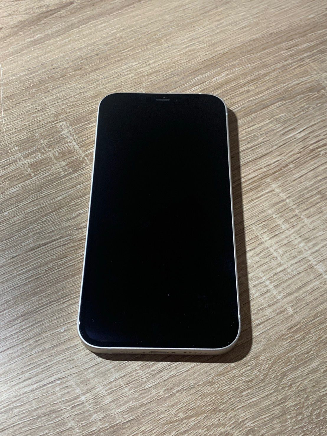 iPhone 12 64GB ホワイト ジャンク品 - メルカリ