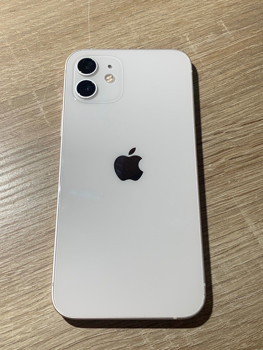 iPhone 12 64GB ホワイト ジャンク品 - メルカリ