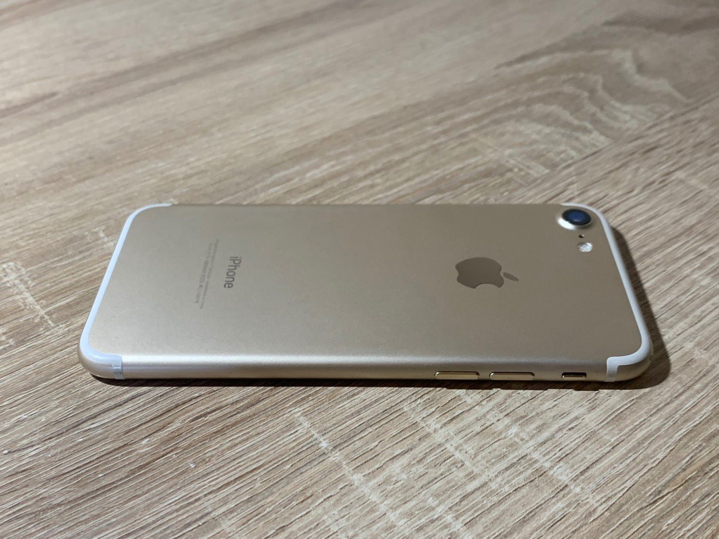 iPhone 7 128GB ゴールド ジャンク品 - メルカリ