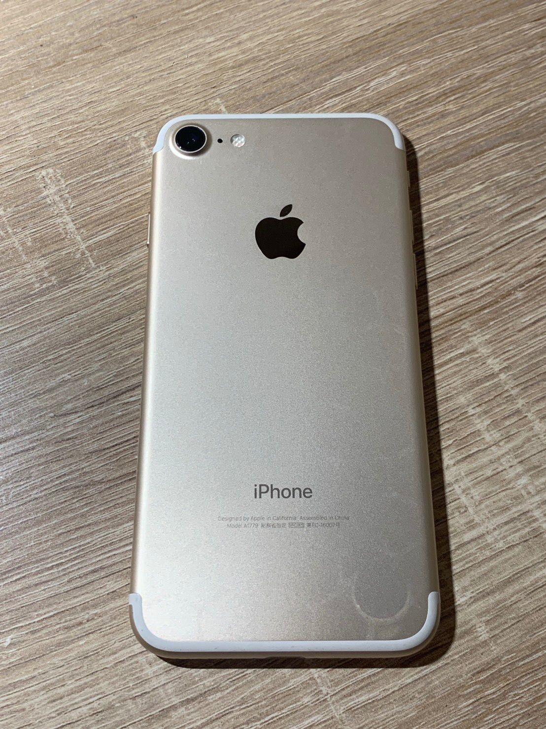 iPhone 7 128GB ゴールド ジャンク品 - メルカリ