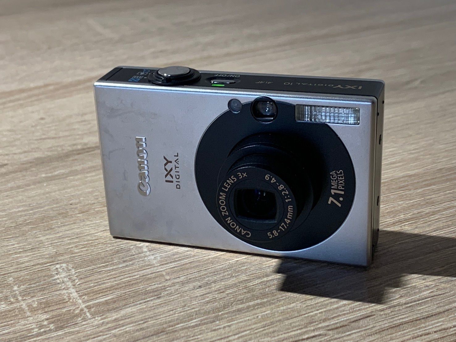 1297 Canon IXY DIGITAL 10 シルバー デジカメ ジャンク品【ネ 