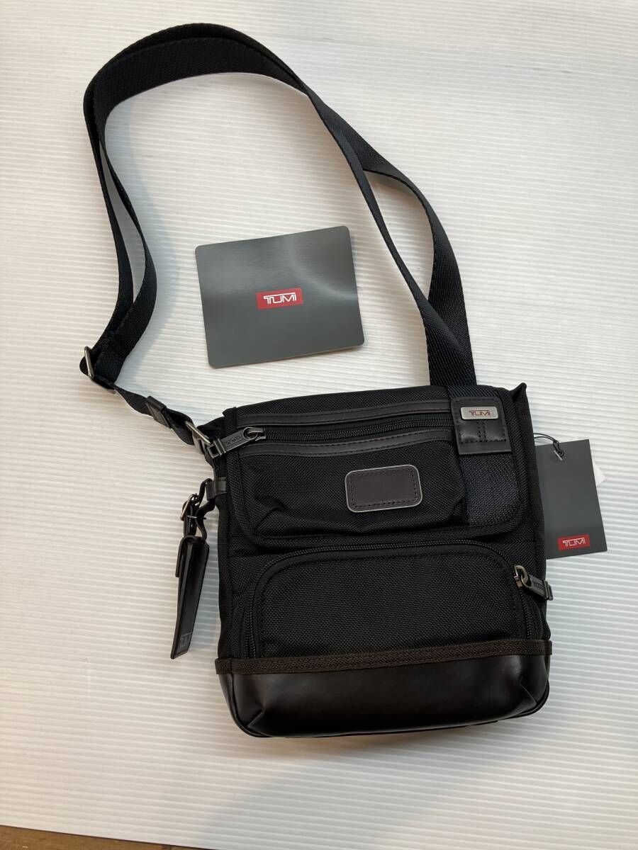 ★ 美品 タグ付き TUMI トュミ ショルダーバッグ 斜め掛け ブラック 通年
