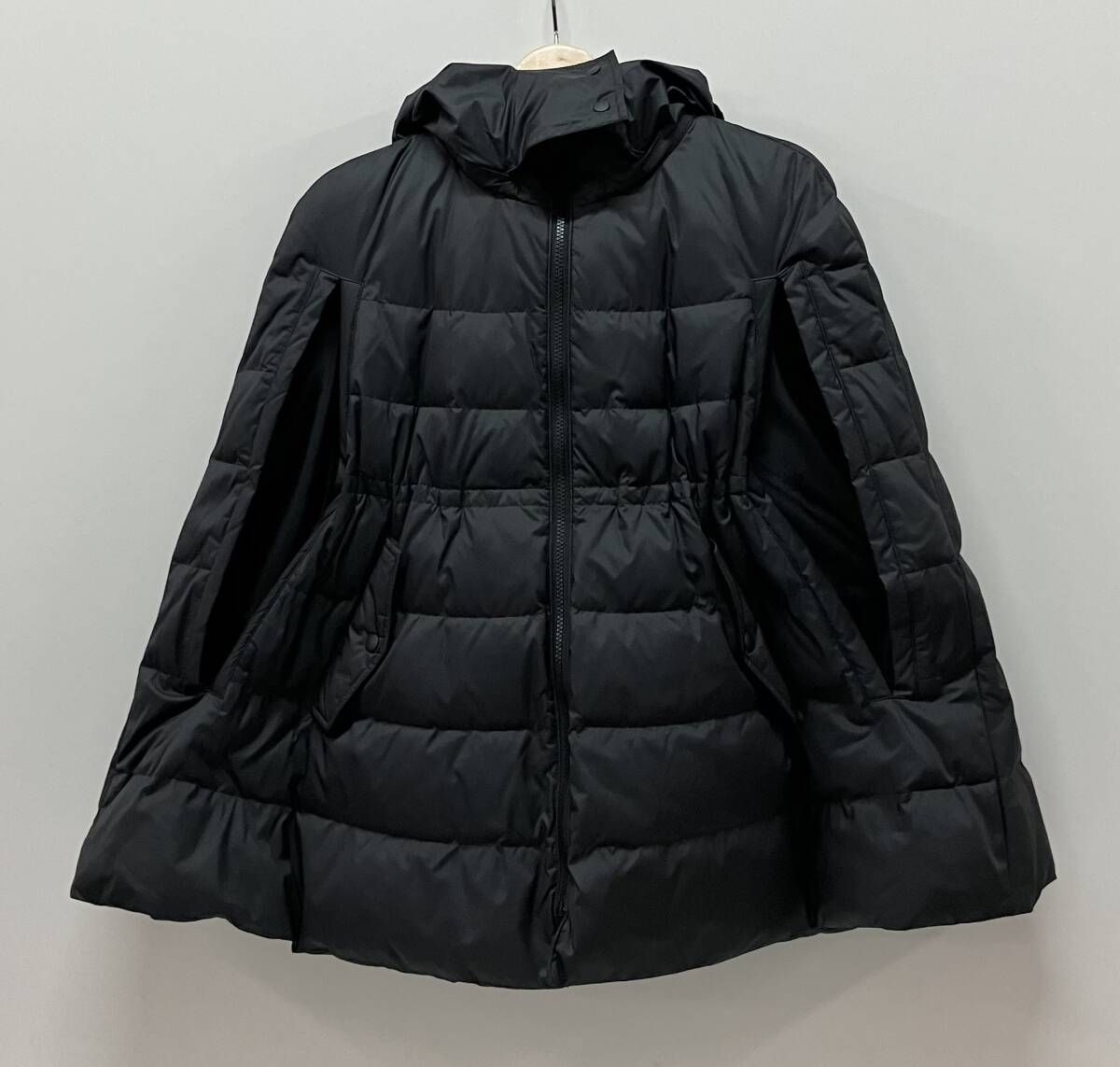 theory luxe セオリーリュクス 03-3409605 ダウンベスト フーデッド ケープダウンコート ポンチョ サイズ038 ブラック