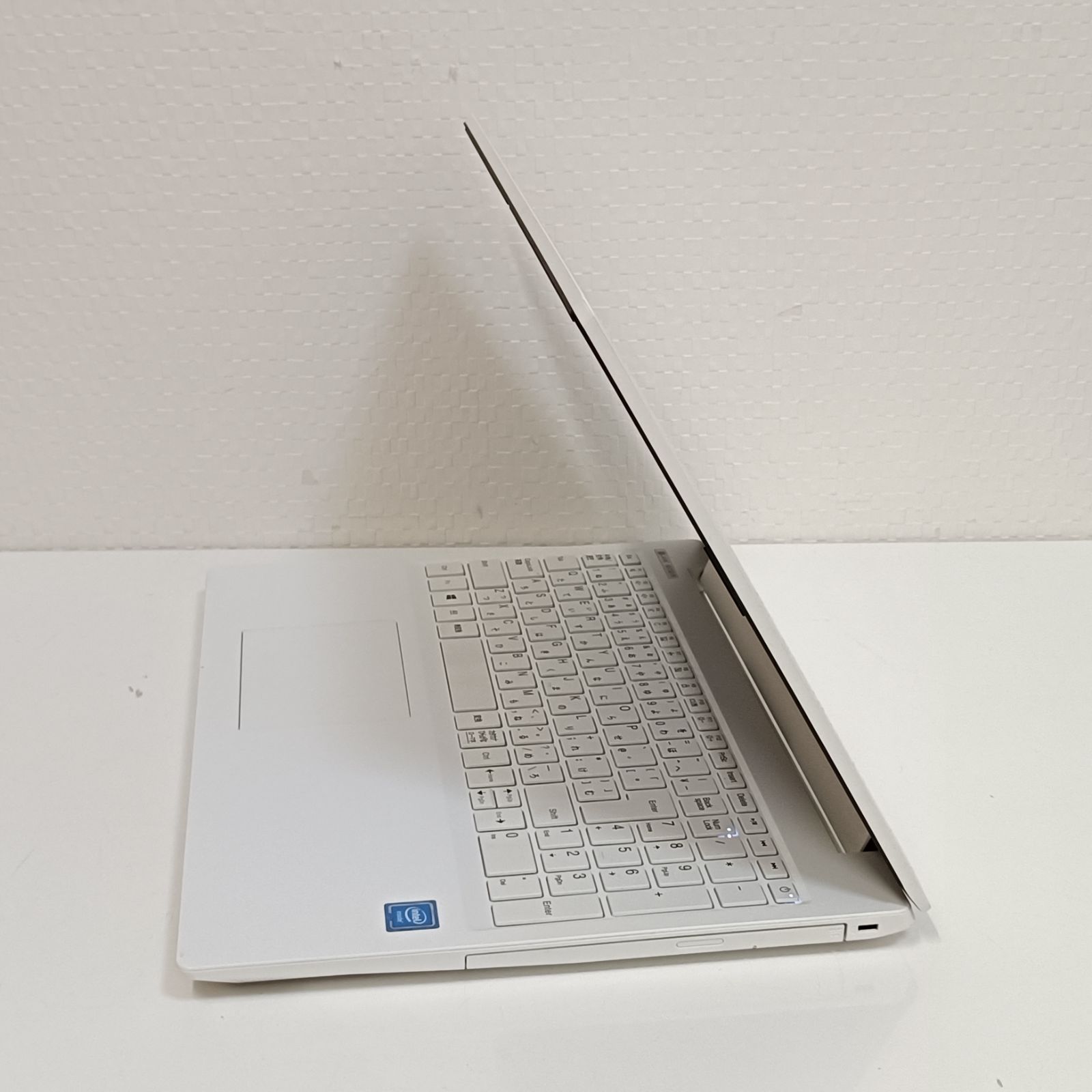 NEC LAVIE Win11対応 SSD8GB 第8世代 15.6型 - メルカリ