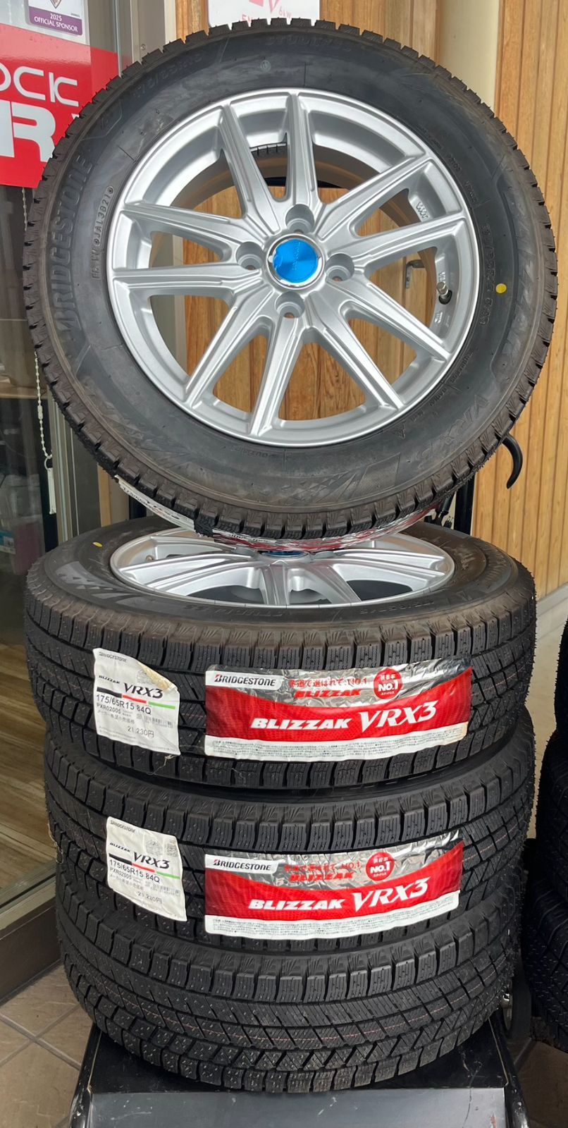 新品未使用】ブリヂストン VRX3 175/65R15 2021年製 アルミホイール付