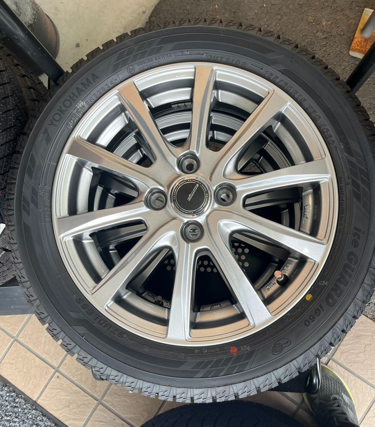 ヨコハマice GUARDIG60 165/60R15 ホイール 新品未使用】ヨコハマ iceGUARD iG60 165/60R15 2024年製 アルミ