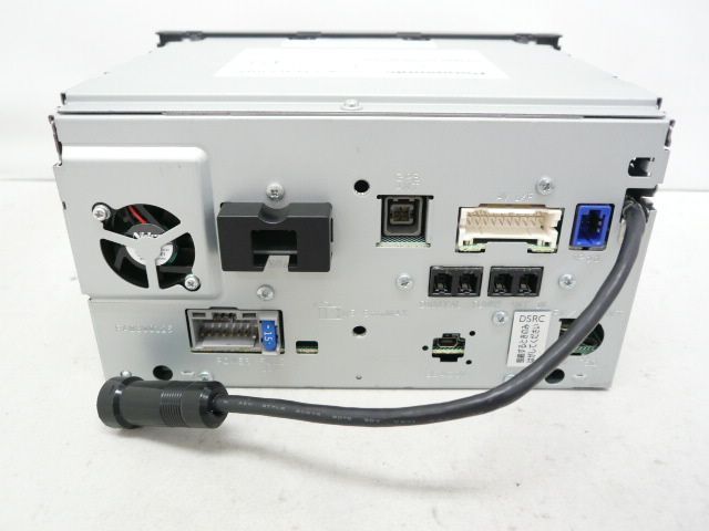 中古】 パナソニック ストラーダ CN-R330WD メモリーナビ 地デジ