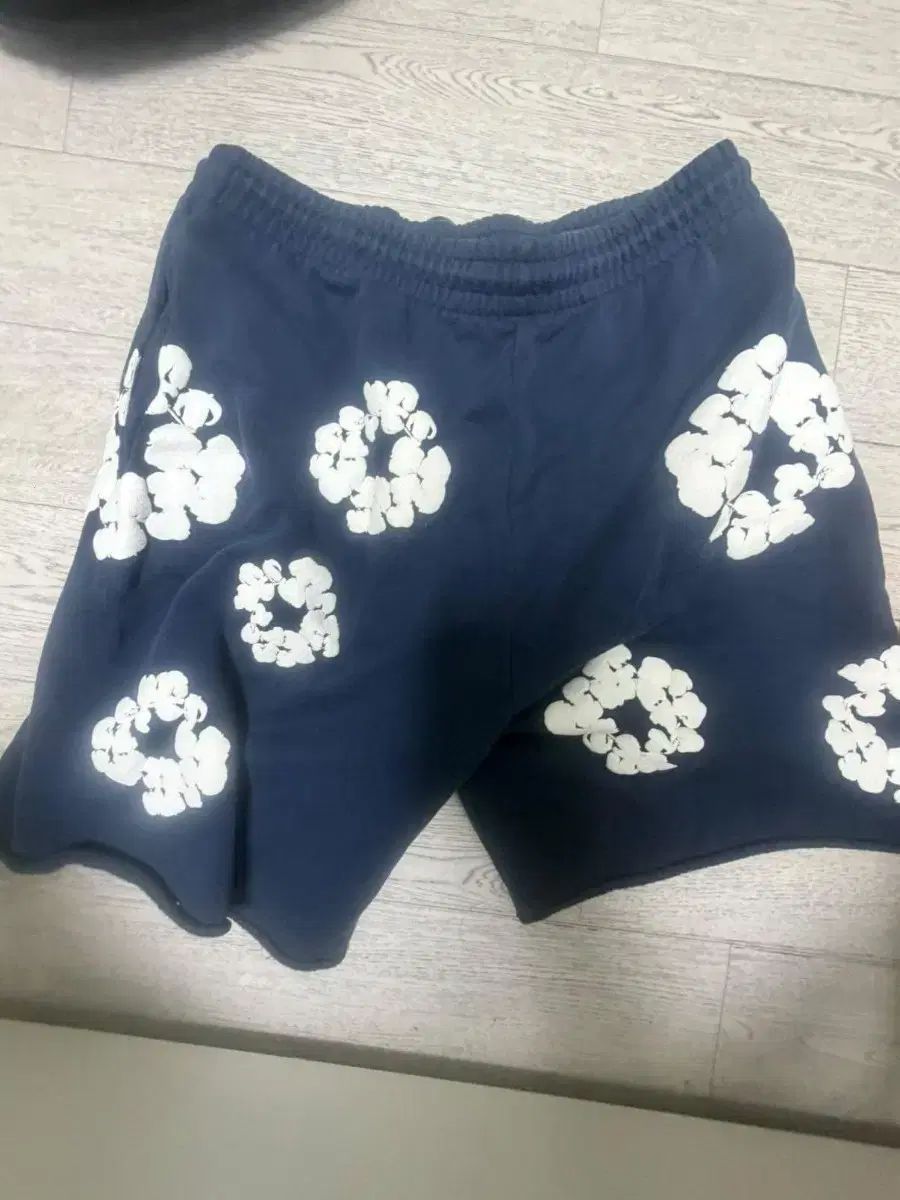 デニム 轉 'Tear' ハーフパンツ