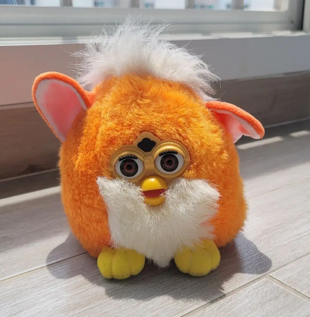 ファービー オレンジ色 ぬいぐるみ
