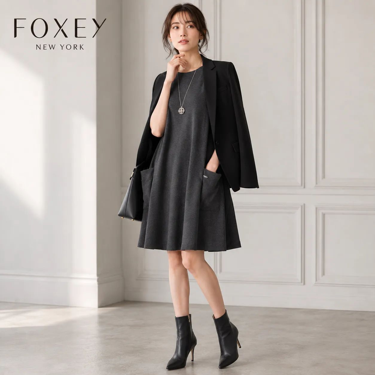 【未使用に近い】FOXEY NEW YORK /フォクシーニューヨーク ドレス40「Mサイズ（9号相当）」リッチグレー スーパーストレッチジャージー ワンピース 学校行事 セレモニー 上品