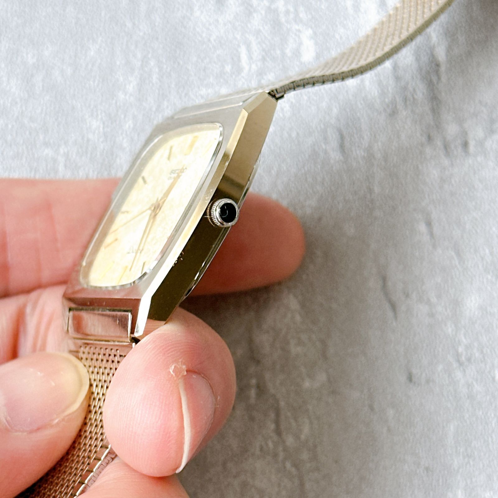 SEIKO DOLCE セイコー ドルチェ メッシュブレス テクスチャーダイヤル