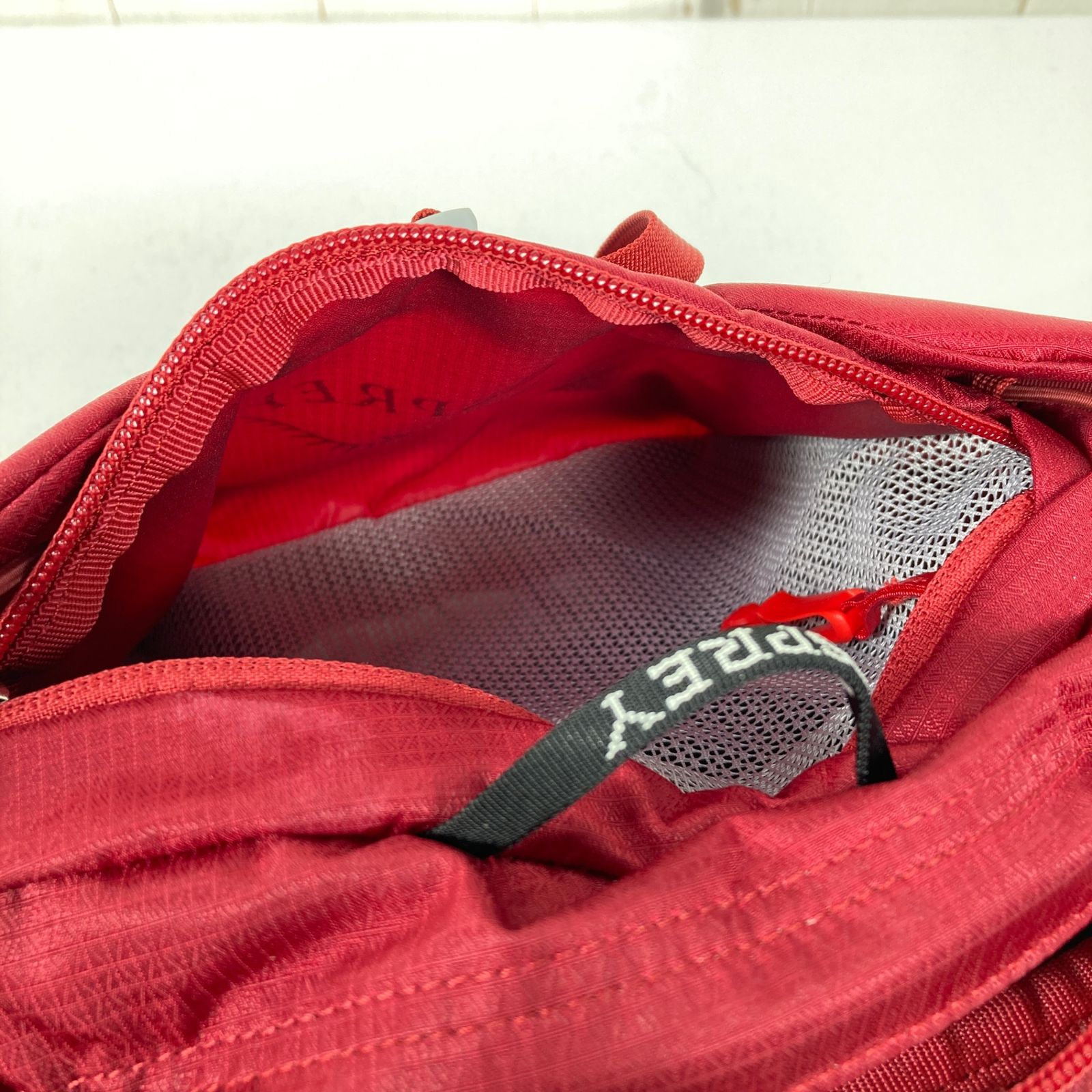 ?️OneSize レッド系 Osprey ( オスプレー ) タロン 6 Talon 6 