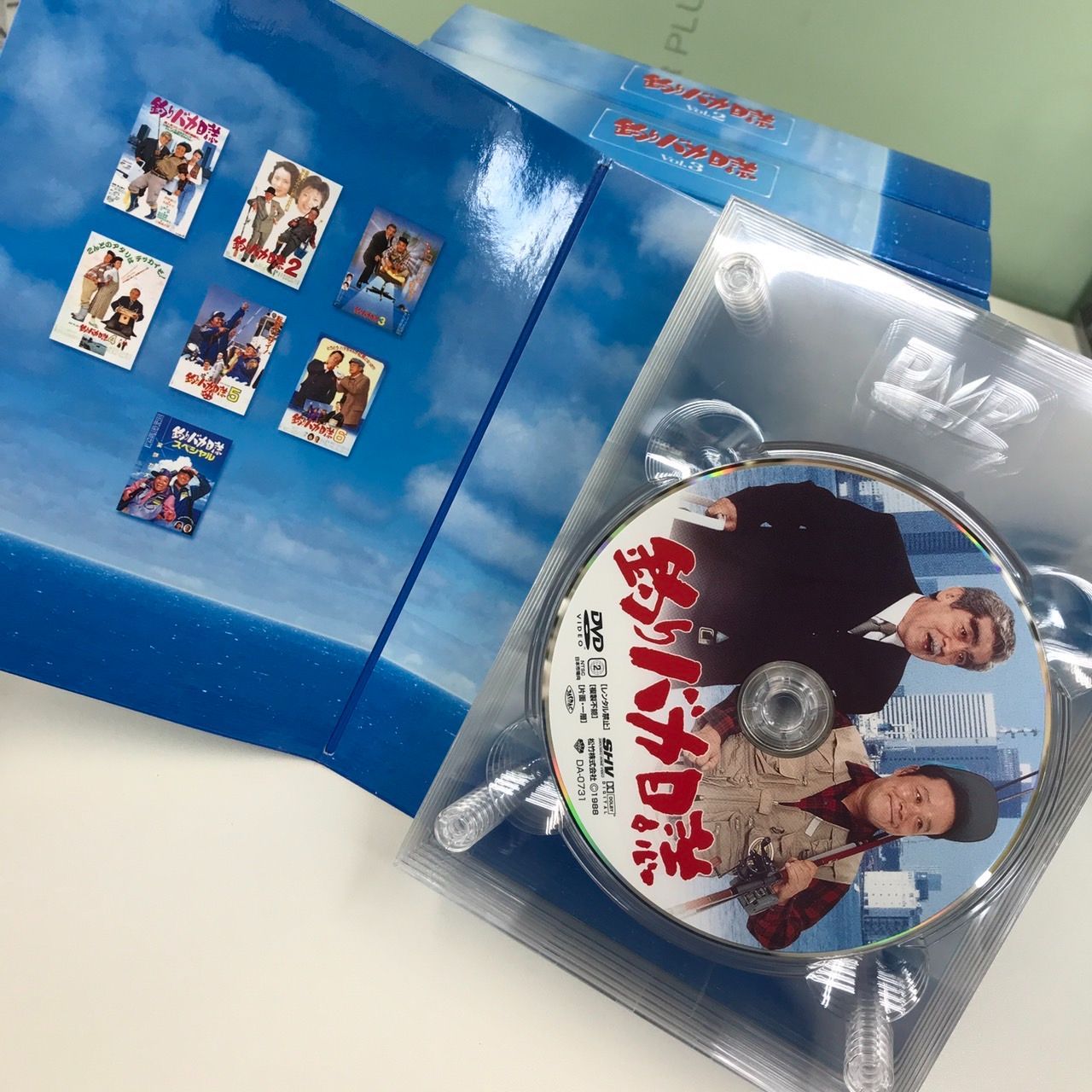 釣りバカ日誌 DVD-BOX 大漁箱 シリーズ全22作品 西田敏行 三國連太郎