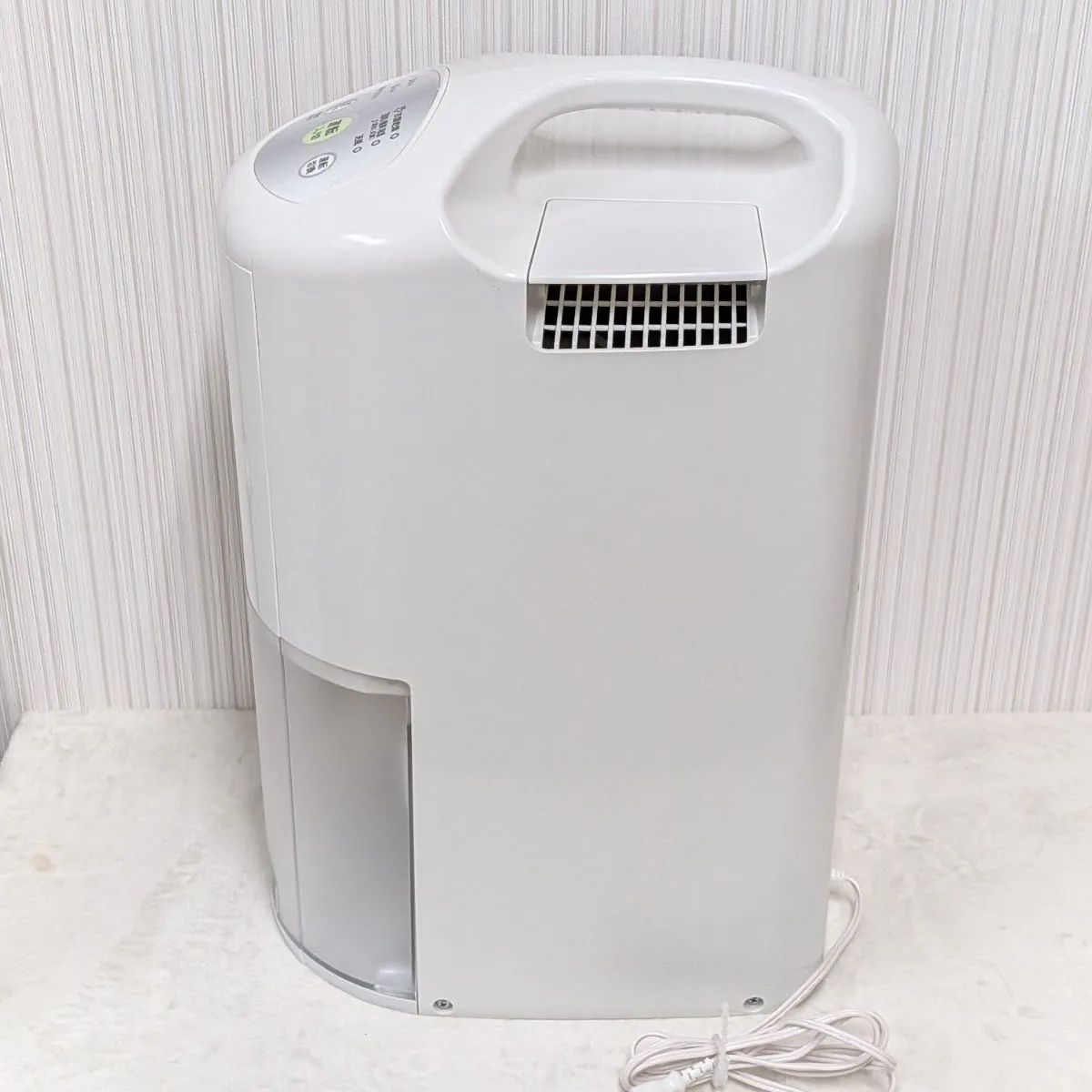 動作確認済み【美品】コロナCORONA 除湿機 CD-P63A 2019年製 ホワイト