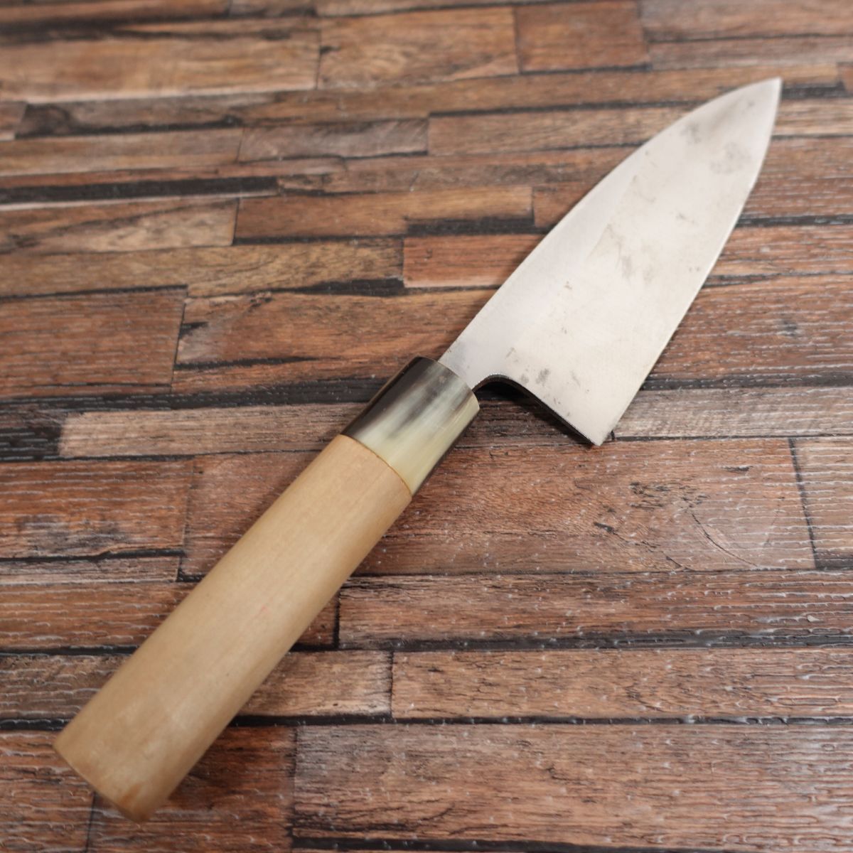 源隆房 出刃包丁 研ぎ済 左利き用 水牛柄 片刃 155mm - メルカリ