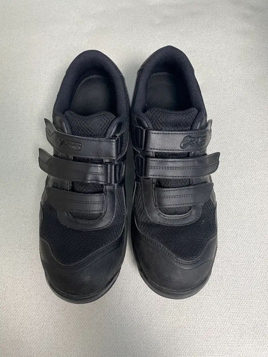asics アシックス 윈잡 CP215 ブラック